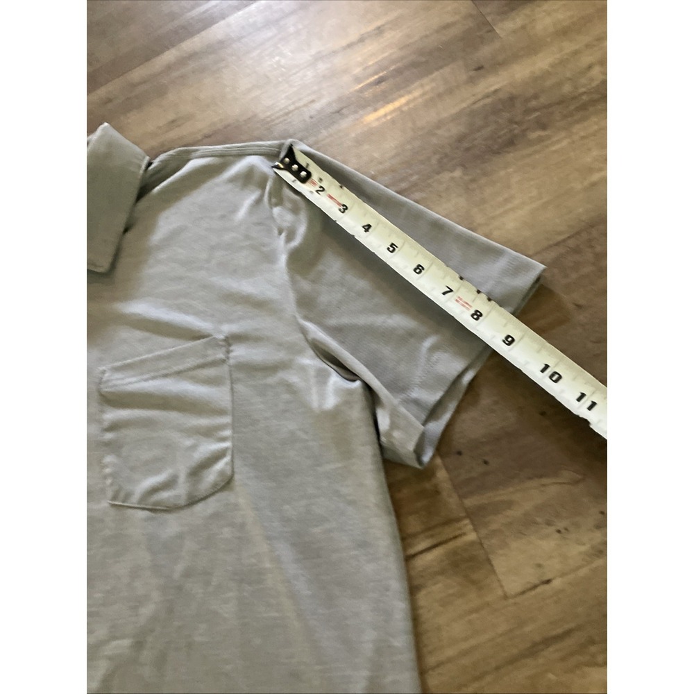 Vuori Zephyr Polo Shirt Stretch Performance Medium Mens Grey Golf Pocket - Picture 4 of 9